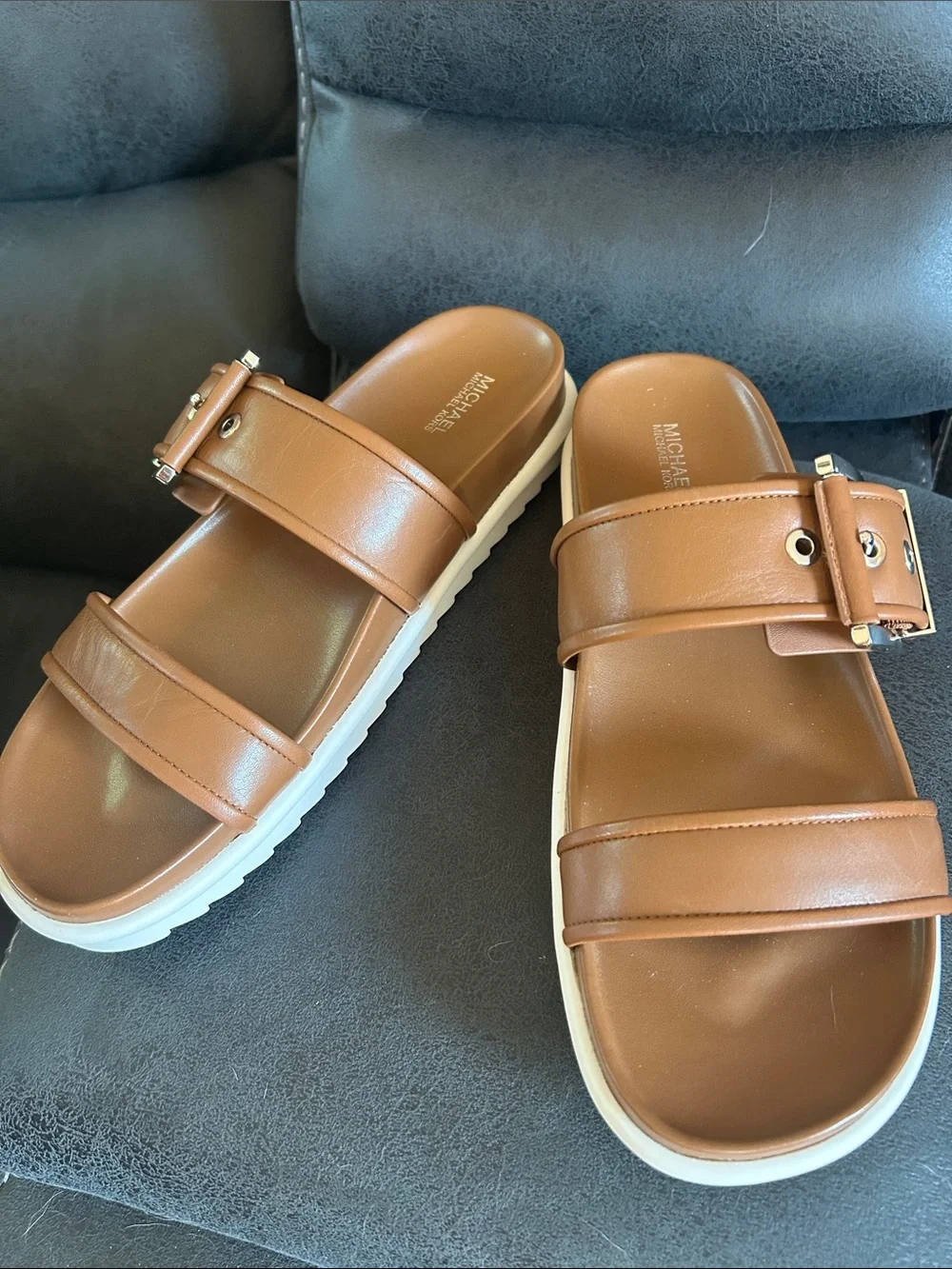 NWOT Michael Kors Colby Leather Double Strap Slide Sandals  Size 9